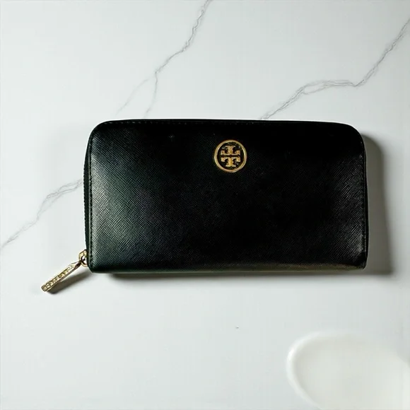 Tory Burch Zip Around Continental Wallet in black - Picture 1 of 12